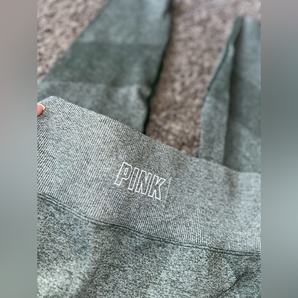 Women’s Victoria’s Secret PINK! ACTIVE Workout Legging Size Small - Picture 9 of 10